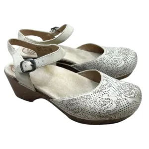 Dansko Sam Heeled Floral Clogs Mary Jane Laser Cut Leather Comfort Buckle Tan