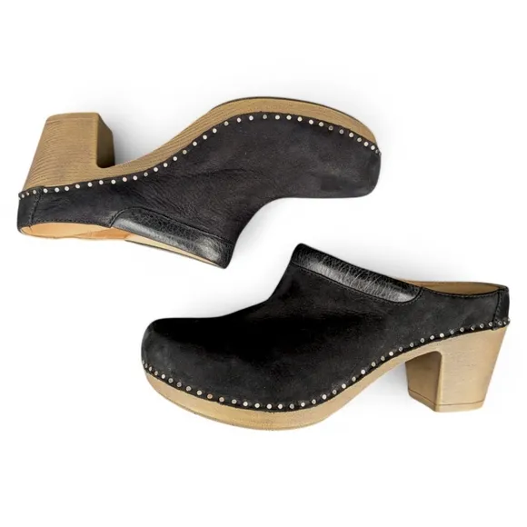 Dansko Sammy Nubuck Leather Black Clogs Women's EU Sz 40 / 9.5 - 10 Mules