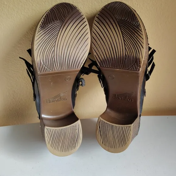 Dansko Women's Deni Black Fringe Heeled Slip On Clogs Mules Sz 39 (8.5-9) Boho
