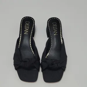 Deltan Georgie Knotted Slides