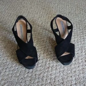 Diane von Furstenburg Platform Black Suede Strappy Slingback size 6.5