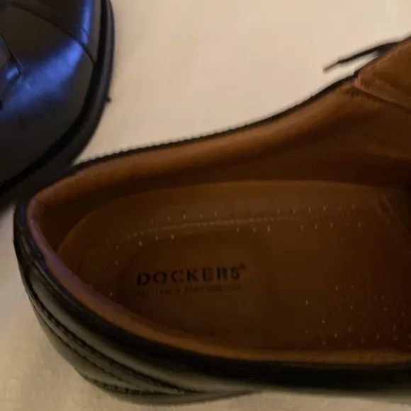 Dockers black oxfords new men’s shoes 8.5 wide lace up closure