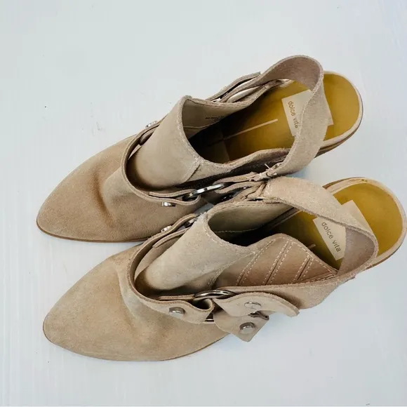 Dolce Vita Rango western style suede mules tan/cream size 11 stacked heel