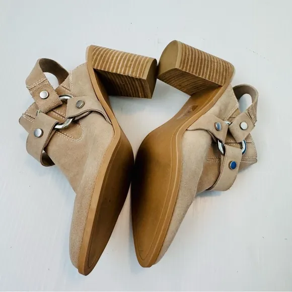 Dolce Vita Rango western style suede mules tan/cream size 11 stacked heel