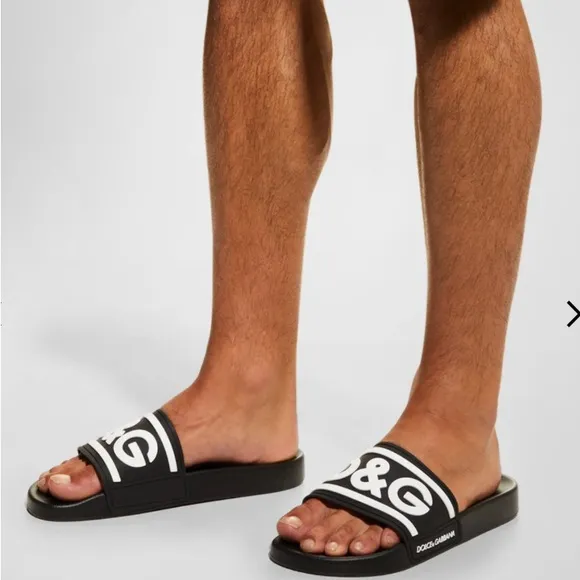 Dolce&amp;Gabbana Black White Logo Pool Slides EU Size 40 (Mens US 9) Unisex