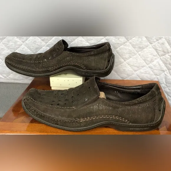 Donald J. Pliner alligator brown suede mules