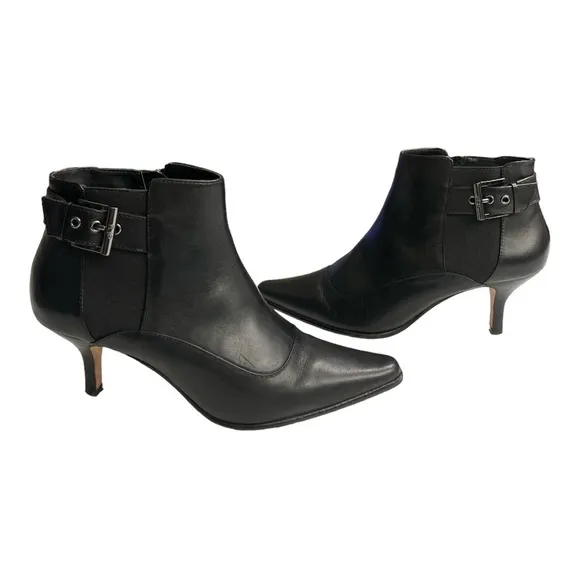 Donald J Pliner Longa Booties Black zipper Heeled AnkleBuckle Zip SZ 9M