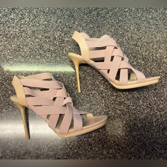 “DONALD J. PLINER” Maddie Strappy Heels
