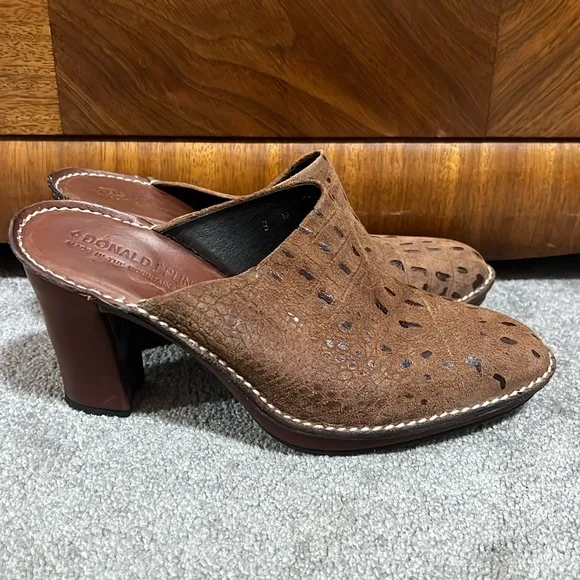 Donald J. Pliner Suede Mules Heels Slip On Brown size 9