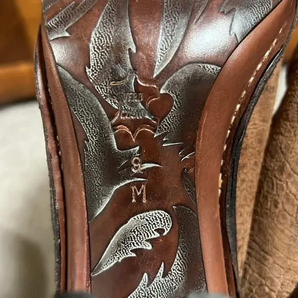Donald J. Pliner Suede Mules Heels Slip On Brown size 9