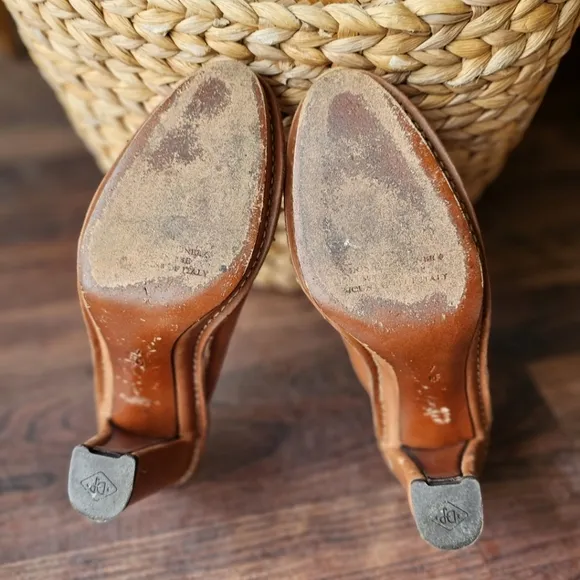Donald J Pliner Tan Leather Mules