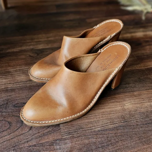 Donald J Pliner Tan Leather Mules