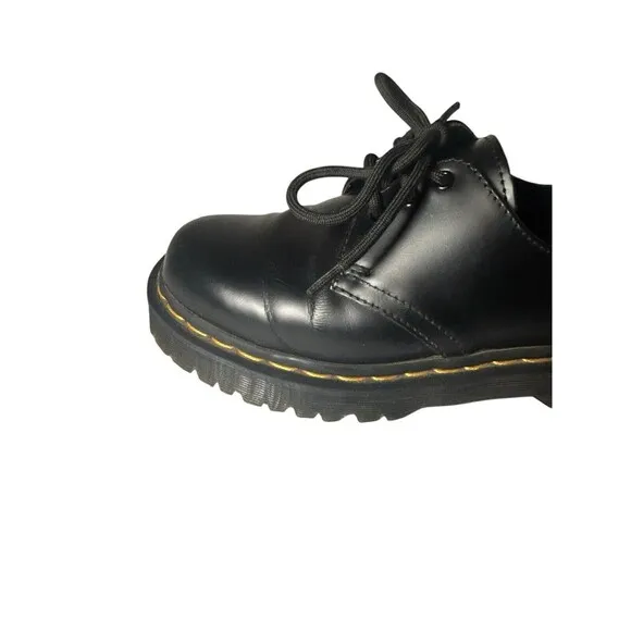 Dr. Martens 21084 Black Leather Round Toe 3-Eye Lace Up Oxfords, Men 4 Women 5