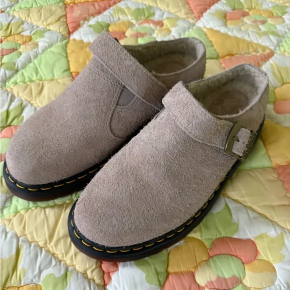 DR MARTENS FAUX SHEARING LINED SUEDE SLINGBACK MULES SIZE 8 FOR MEN SIZE 9W