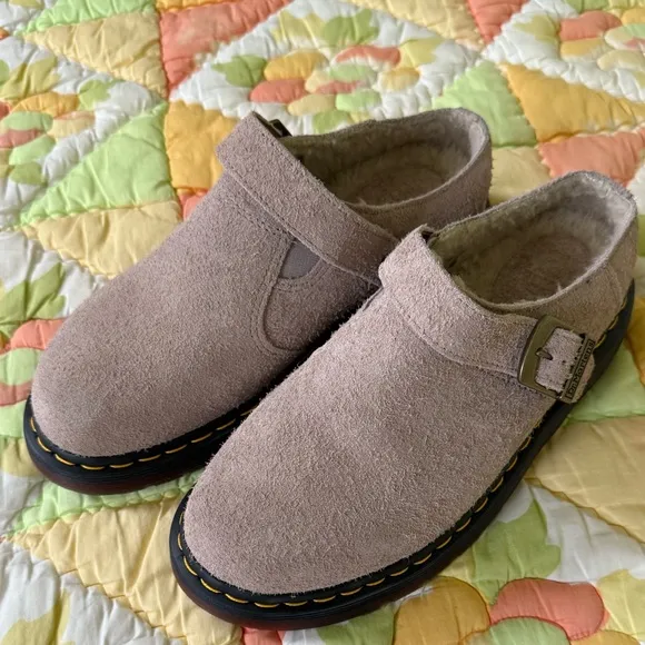 DR MARTENS FAUX SHEARING LINED SUEDE SLINGBACK MULES SIZE 8 FOR MEN SIZE 9W