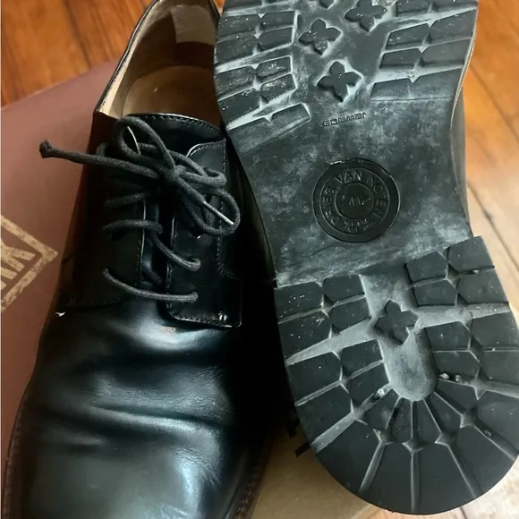 Dries Van Noten Black Leather Oxfords with Polished Finish