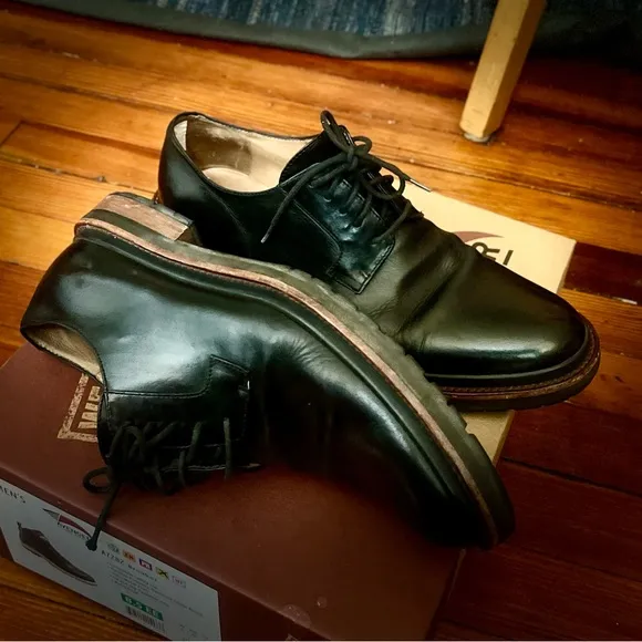 Dries Van Noten Black Leather Oxfords with Polished Finish