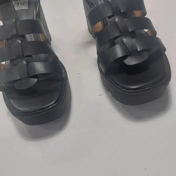 DV Dolce Vita Black Strappy Heels Size 10M NWNT