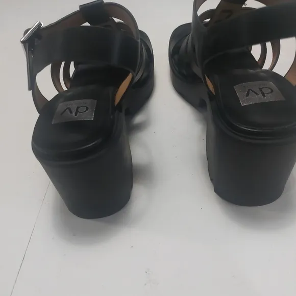 DV Dolce Vita Black Strappy Heels Size 10M NWNT
