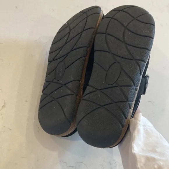 Earth Origins Black Suede Mules with Soft Fabric Upper and shearling lined bed