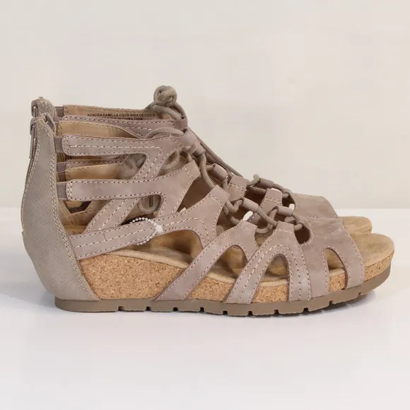 Earth Origins Kendra Kamilla Women's Coco Suede Gladiator Sandals NWT NIB