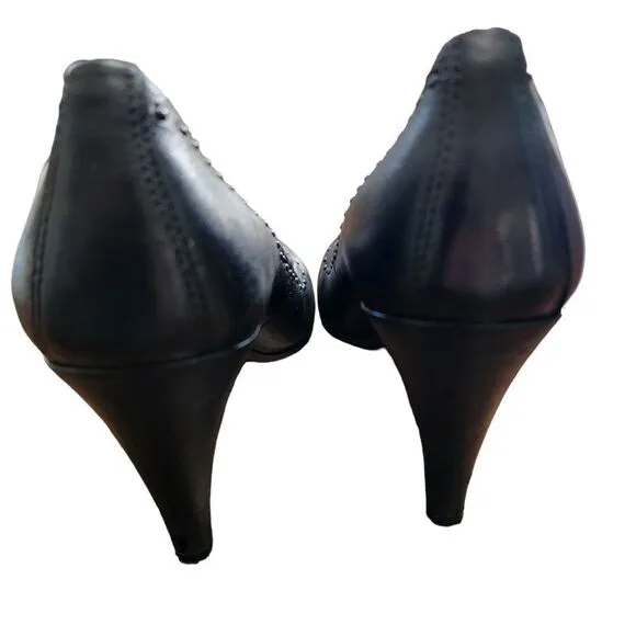 Ecco black leather studded heels Sz 9 (40)