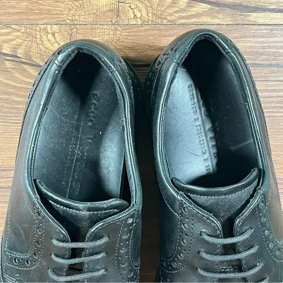 ECCO Vitrus Black Leather Wingtip Dress Shoes Men’s Size 9 (43) Oxfords