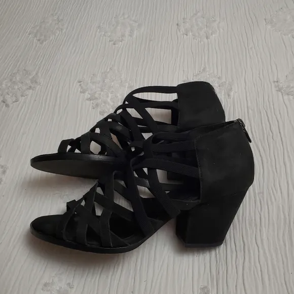 Eileen Fischer Fara Black Tumbled Nubuck Leather Strappy Block Heels Size 9.5
