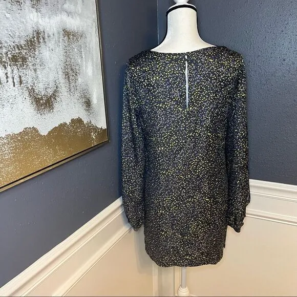 Elizabeth and James Long Sleeve Shift Dress