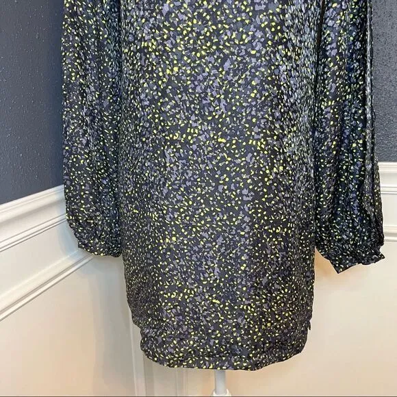 Elizabeth and James Long Sleeve Shift Dress