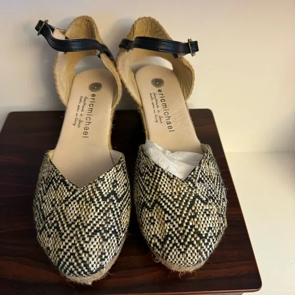 Eric Michael Copa Espadrille Wedge Style Low Heel with Twill Upper Size 7.5