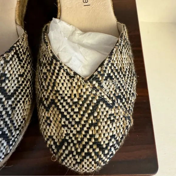 Eric Michael Copa Espadrille Wedge Style Low Heel with Twill Upper Size 7.5