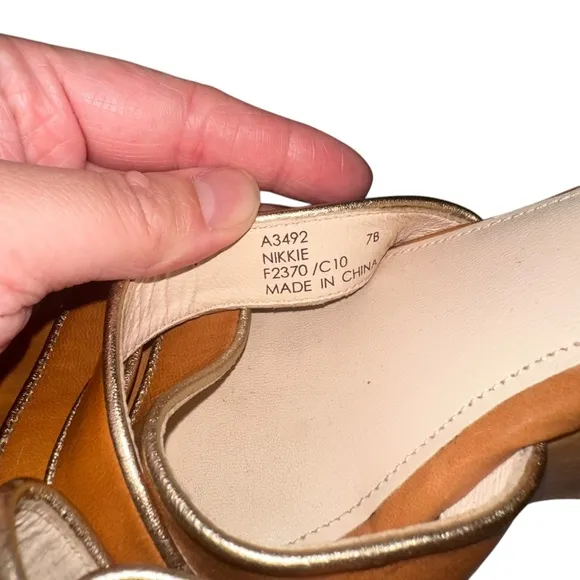 |EUC| COACH Nikkie Strappy Wood Block Heels