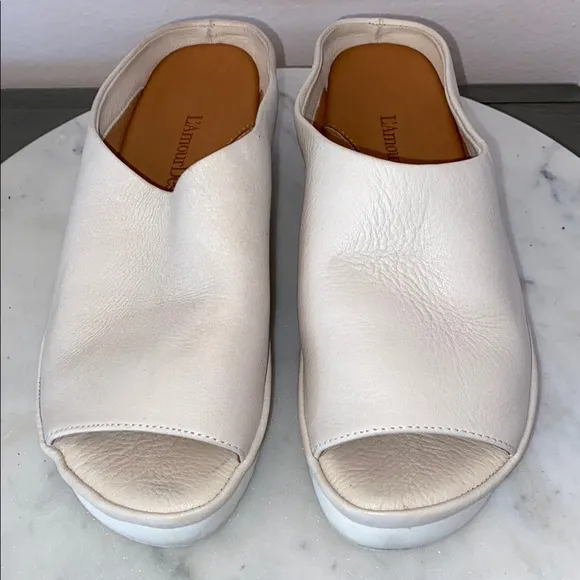 EUC L’AMOUR DES PIEDS Cream Genuine Leather Platform Mules Slip-Ons Peep Toe