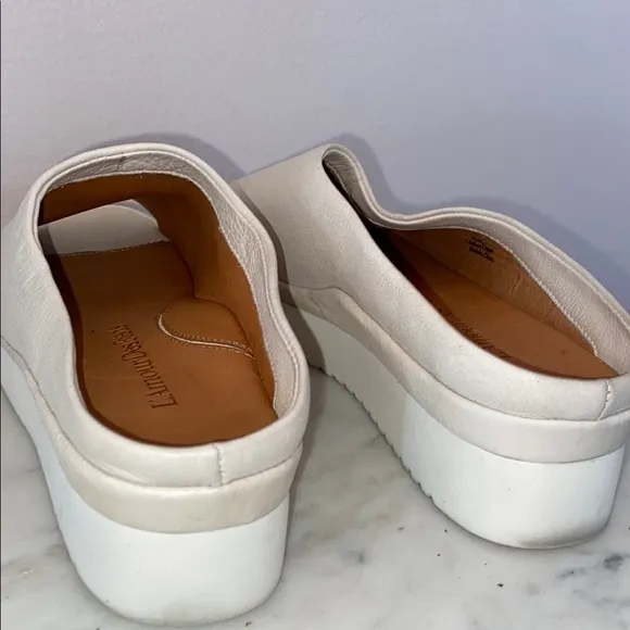 EUC L’AMOUR DES PIEDS Cream Genuine Leather Platform Mules Slip-Ons Peep Toe