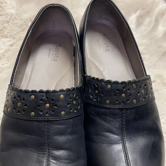 EUC Sanita Woman’s Signature Heeled Clogs Size 40 (US 9.5)