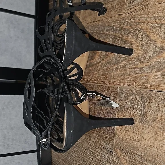 Express Caged Strappy High Heels Size 10 NWT