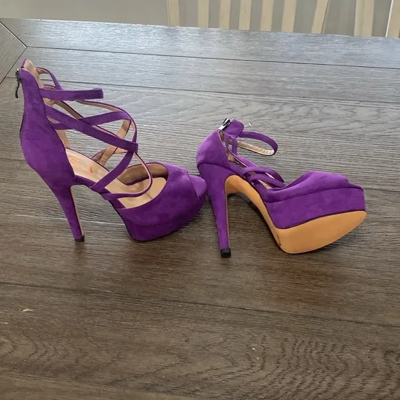 F5J Bright Purple Platform Strappy Heels | Size 7