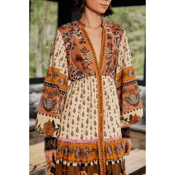 Farm Rio Beige Ainika Floral V Neck Midi Dress Medium NEW