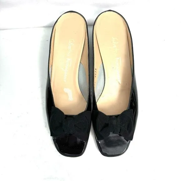 Ferragamo Black Patent Leather Bow Slides Size 8.5 AA
