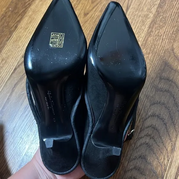 FERRAGAMO Cygnus Suede Mules Size 6