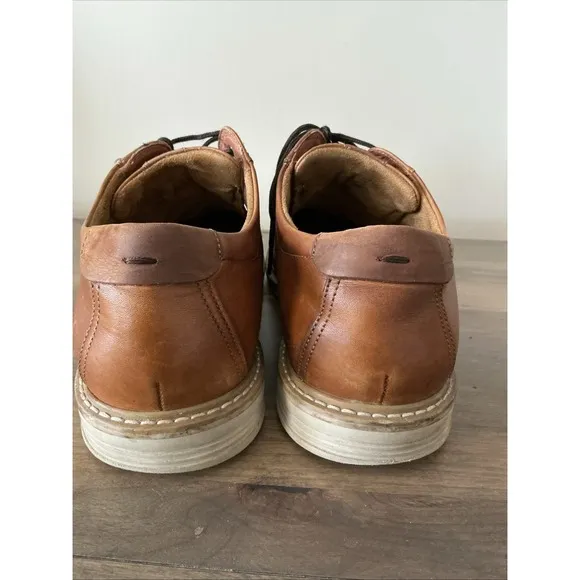 Florsheim Norwalk Plain-Toe Oxfords, Size 12M Cognac