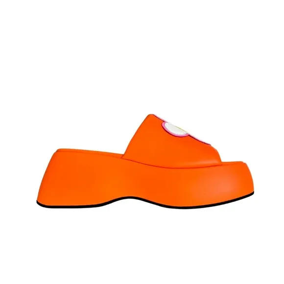 Flower Leather Mules in Veau Orange