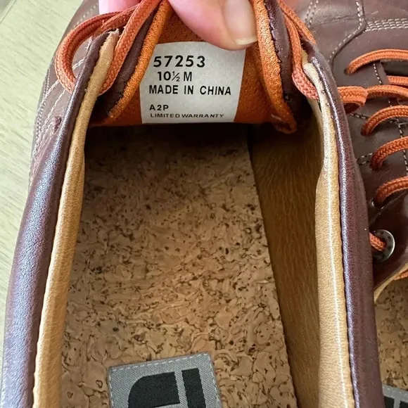 FootJoy Versaluxe Mens Size 10.5 M57253 Brown Leather Spikeless GolfShoes