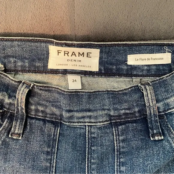 Frame Denim Cropped Le Flare de Francoise in Sunnyslope
