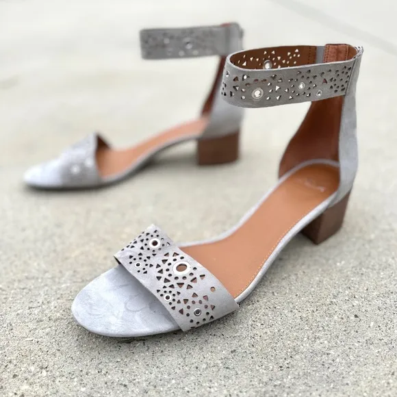 FRANCO SARTO sandals GRAY silver leather heeled ankle strap womens 13 grommets