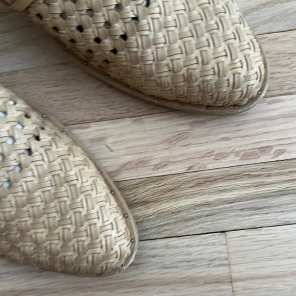 Freda Salvador Keen Mules