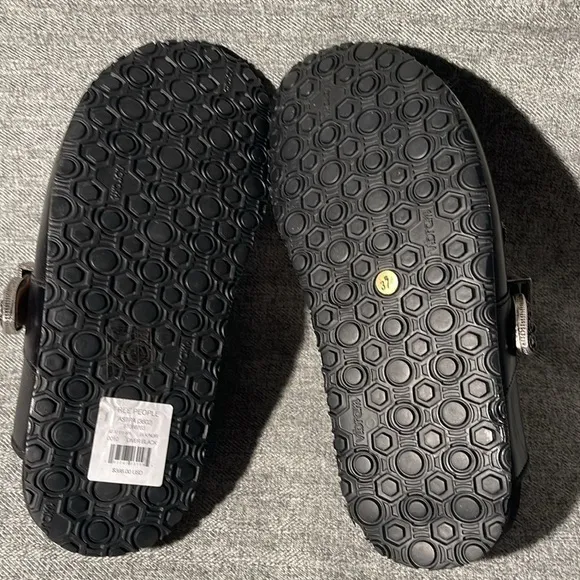 Free People Astra Mules. NWT