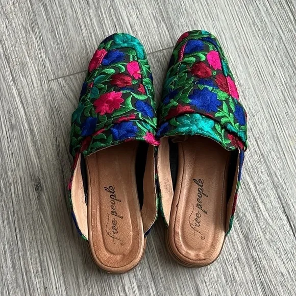 Free People Brocade At Ease Loafer Size 38