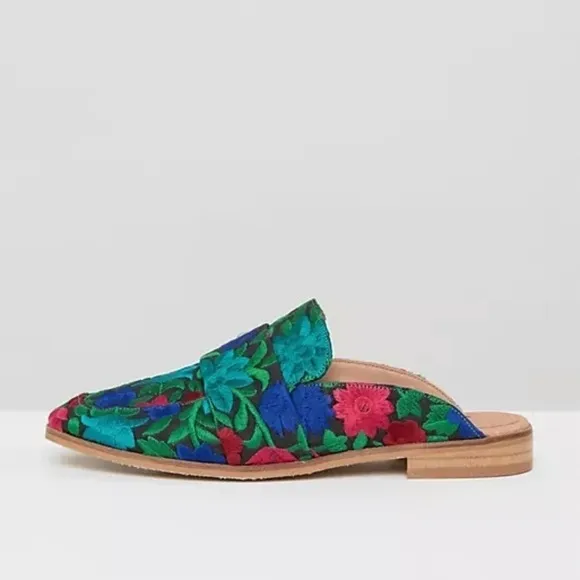 Free People Brocade At Ease Loafer Size 38